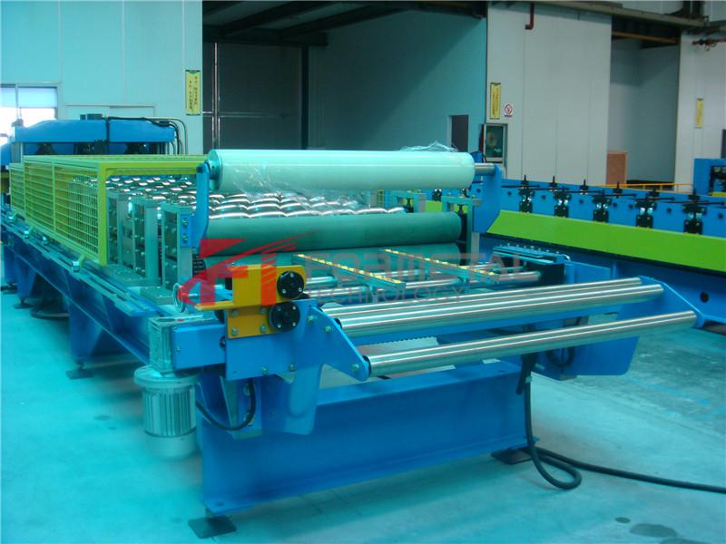 Máquina formadora de rollos de tejas esmaltadas